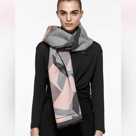 Titika Blanket Scarf - Picture 1 of 2